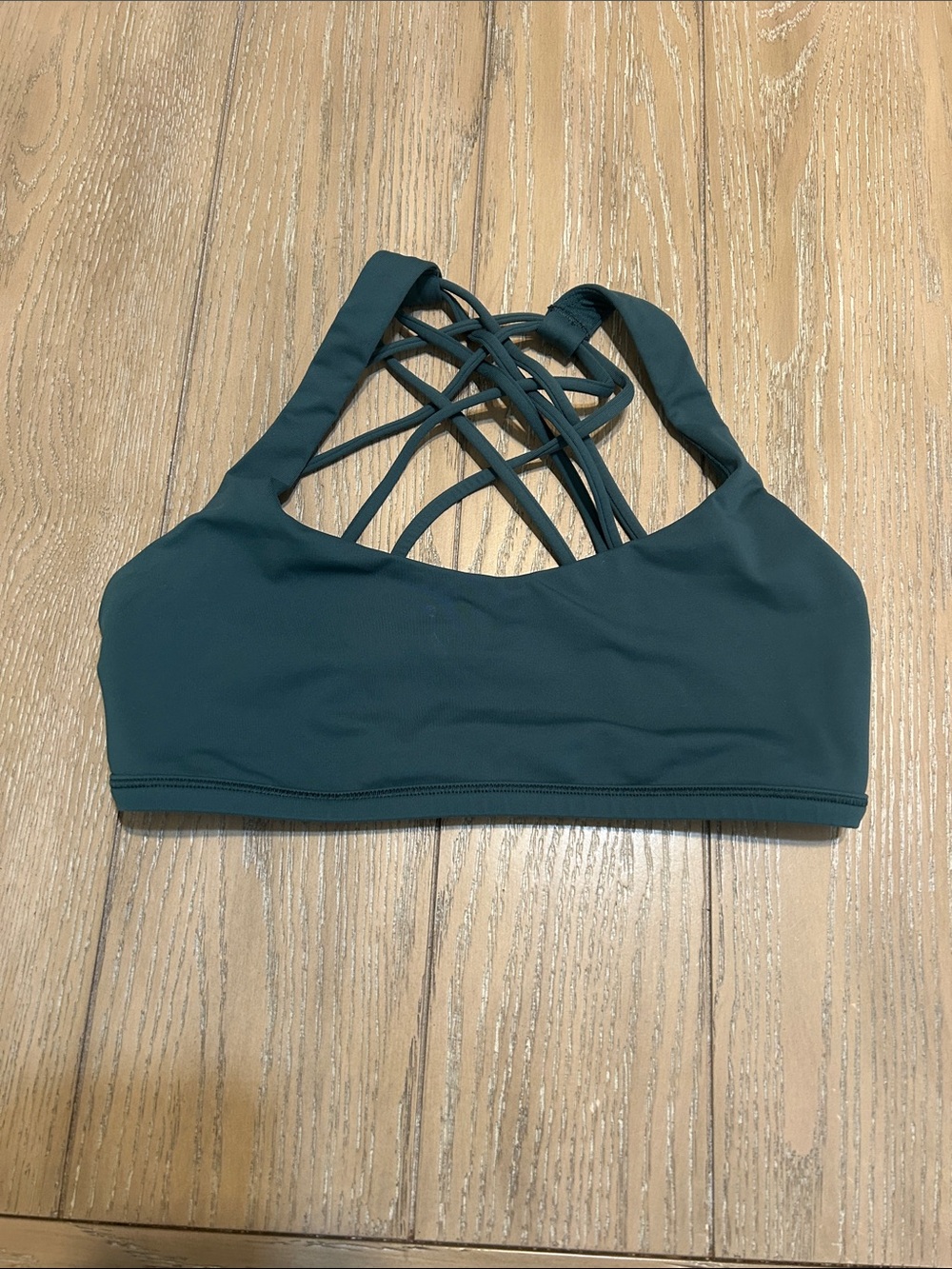 Like New lululemon athletica Strappy Back Sports Bra in Teal Size 4